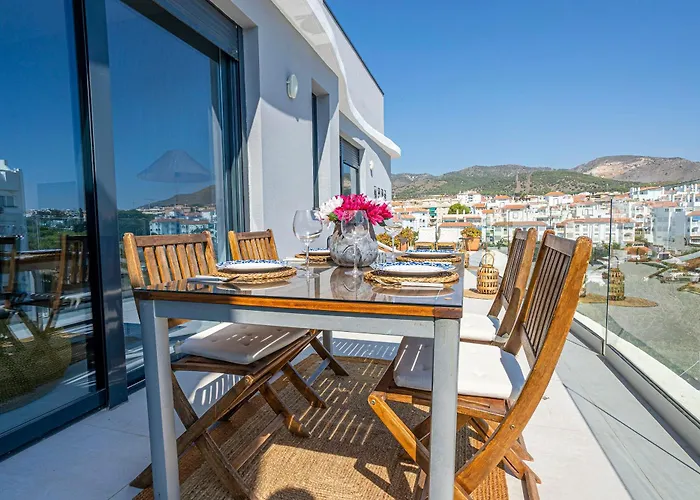 Encantos De Montemar Апартаменты *